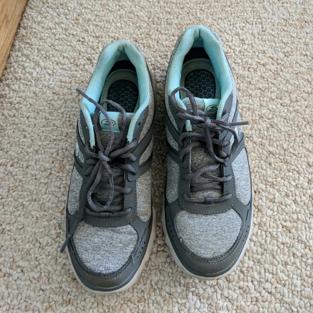 Dr. Scholls